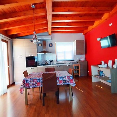 アチレアーレ Casa Del Solヴィラ エクステリア 写真